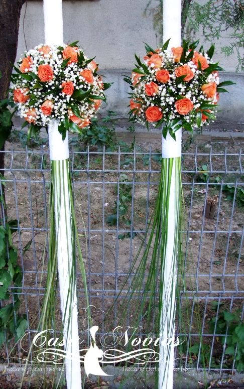 lumanari-din-trandafiri-portocalii-gypsophila-si-verdeata