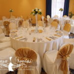 decor-auriu-sala-eminescu-hotel-caro